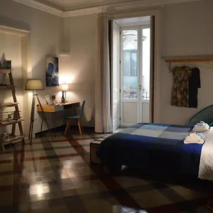 bed-book-breakfast-landolina.catania-hotels.net/
