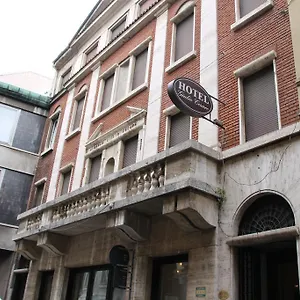 Giulio Cesare Hotel Mediolan